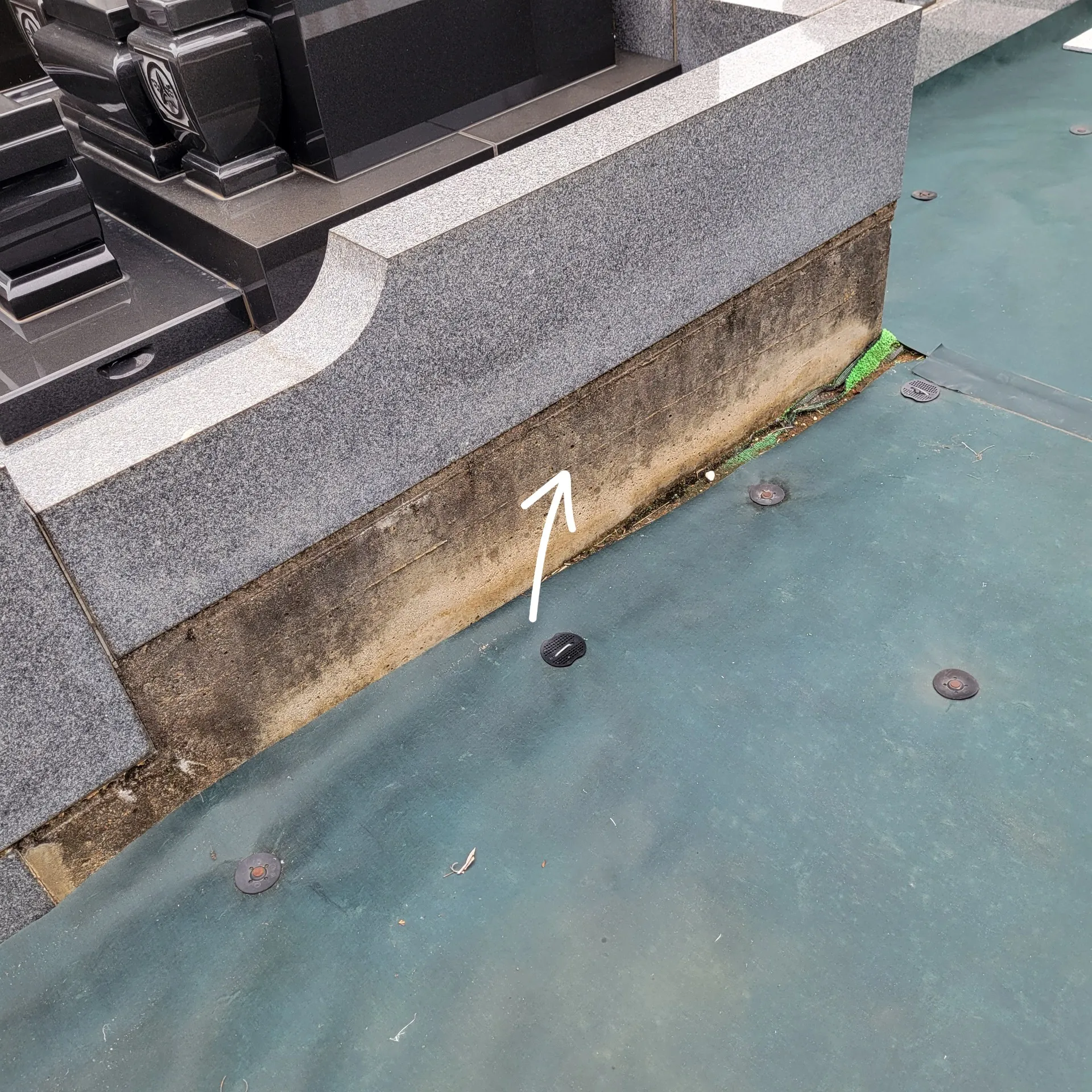 良く聞くお墓用語「土盛り(どもり)」